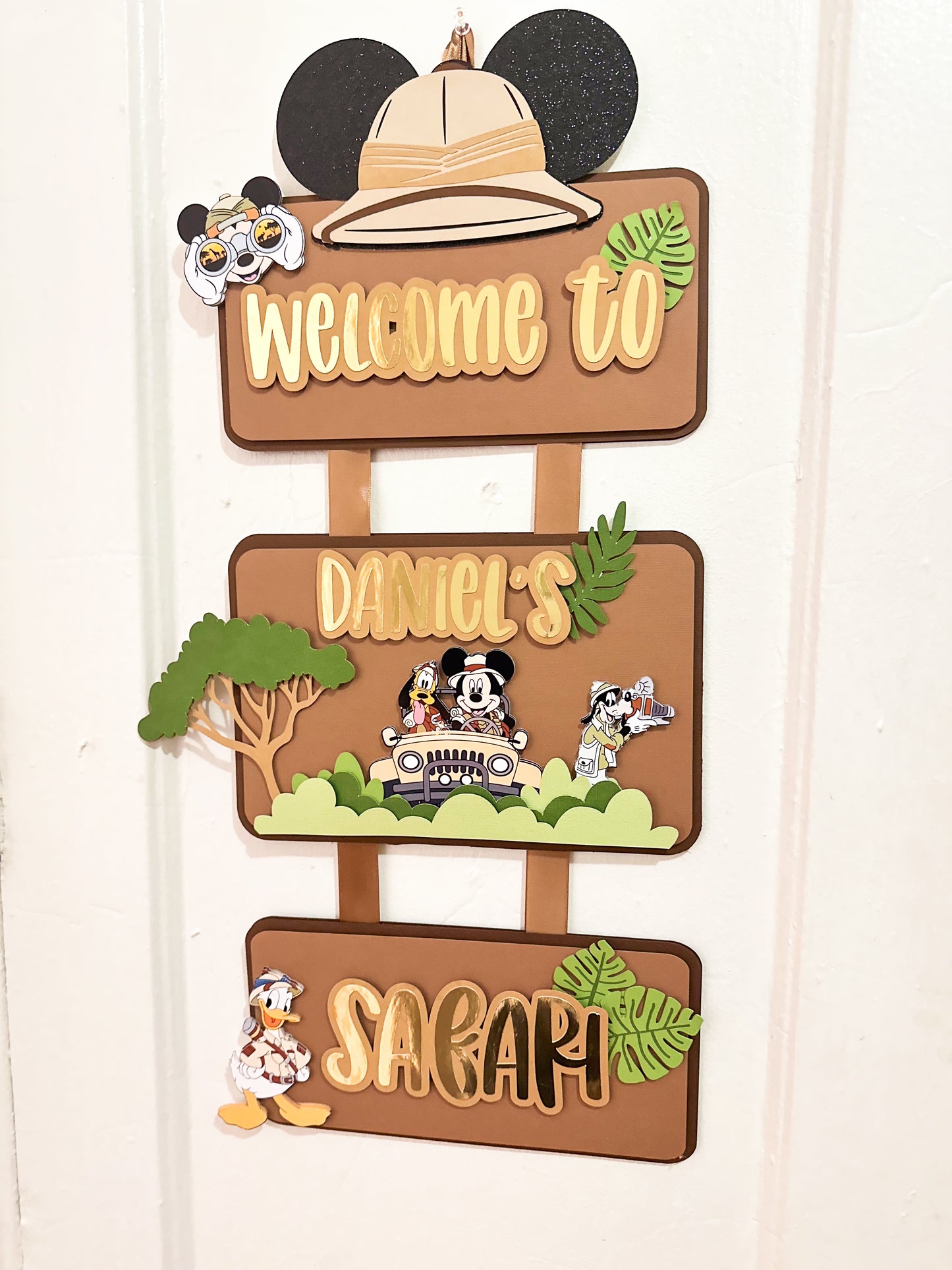 Safari welcome sign | door hanging sign | Mickey mouse door hanger | Party decoration | Birthday door hanger | Safari theme birthday