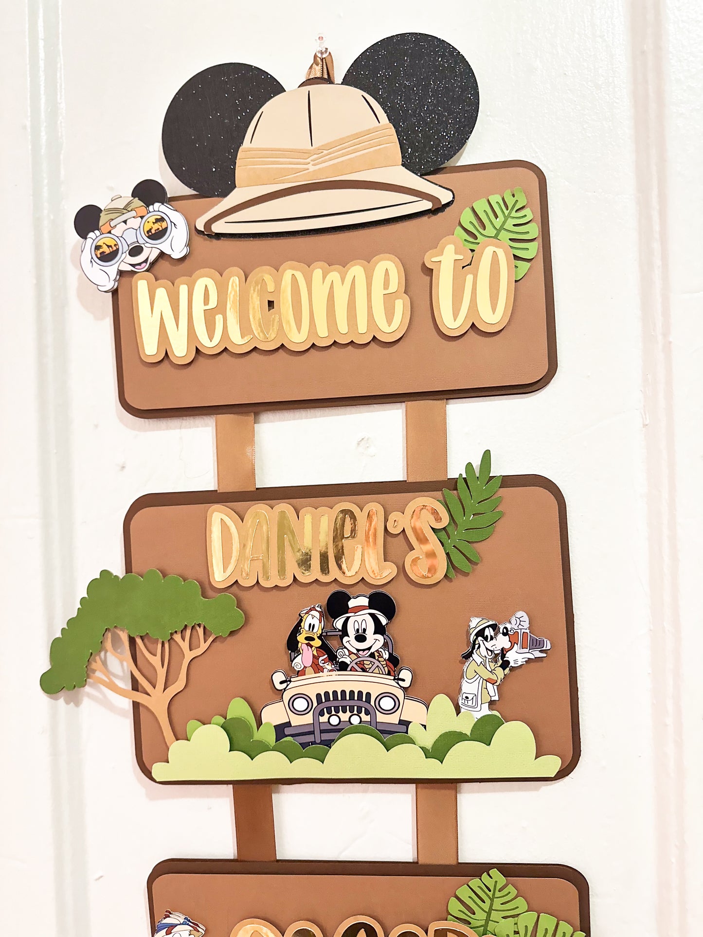 Safari welcome sign | door hanging sign | Mickey mouse door hanger | Party decoration | Birthday door hanger | Safari theme birthday