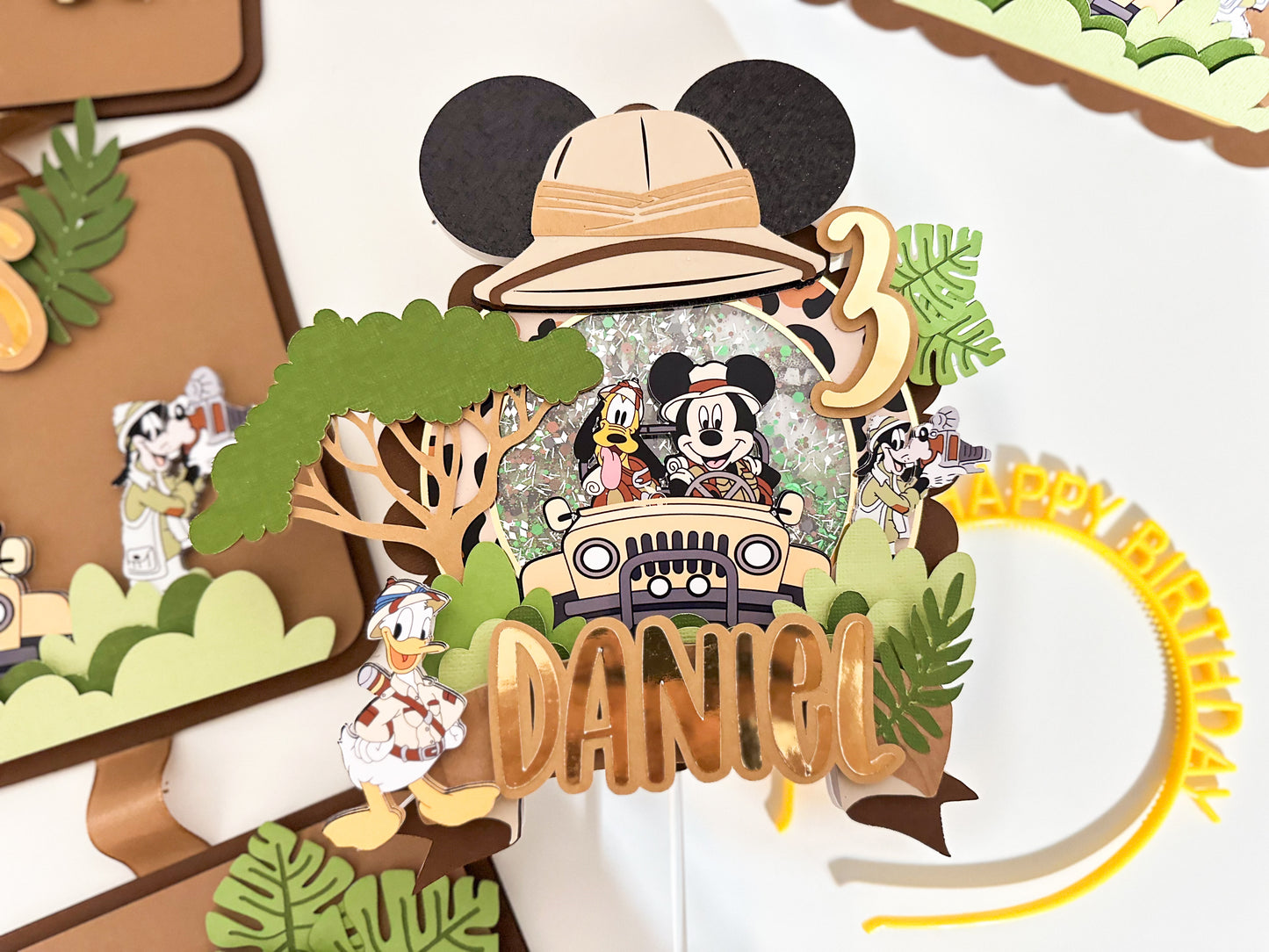 Mickey Mouse Safari | Mickey Mouse birthday | Safari party | Mickey Safari birthday | Shaker cake topper | Wild birthday party