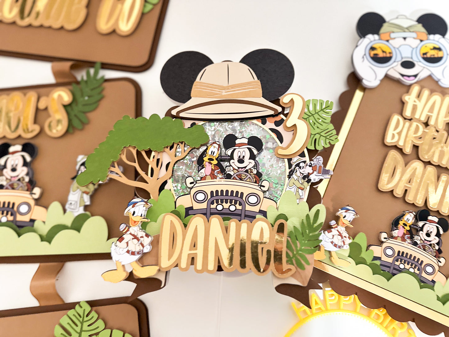 Mickey Mouse Safari | Mickey Mouse birthday | Safari party | Mickey Safari birthday | Shaker cake topper | Wild birthday party