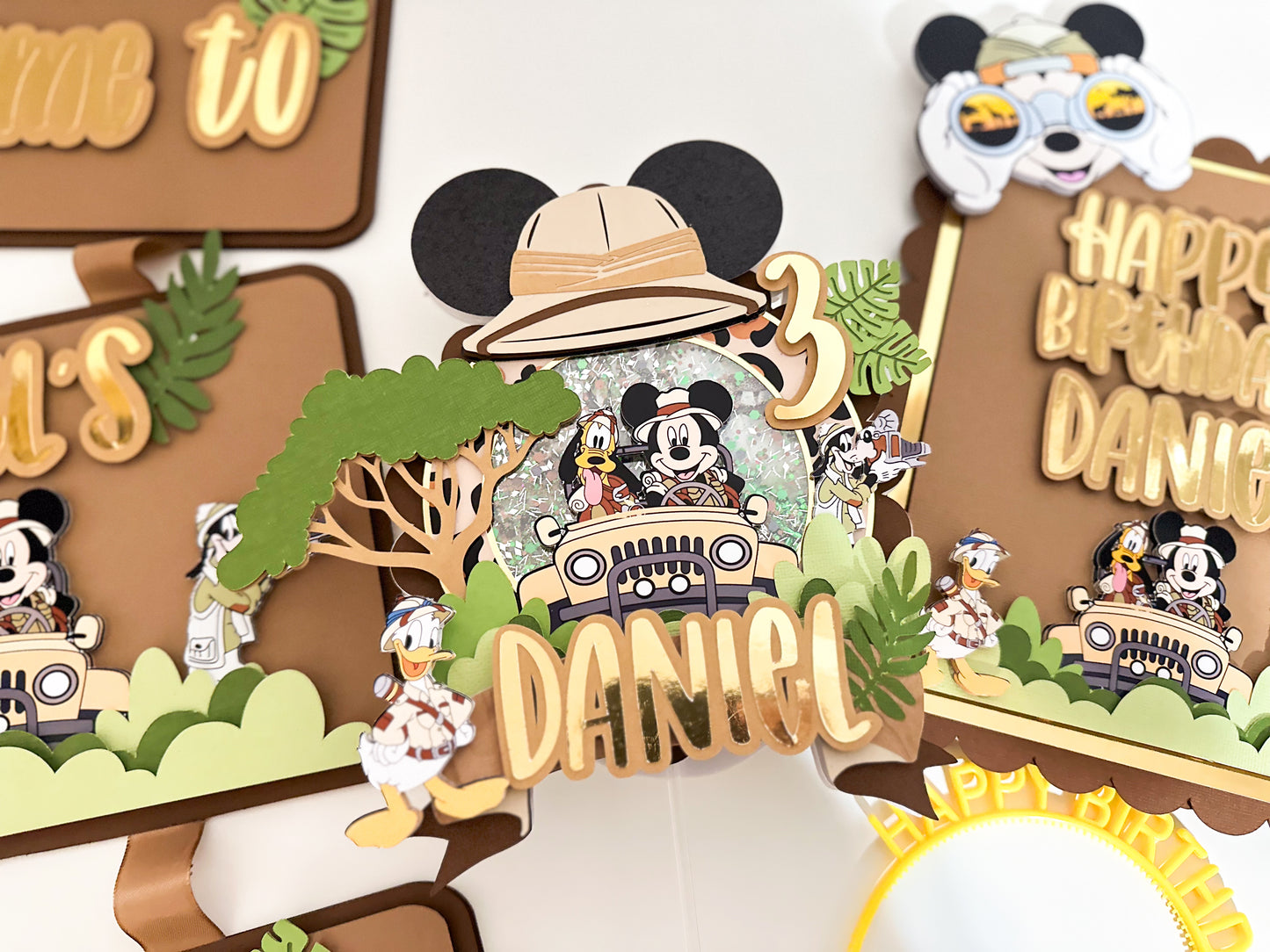 Mickey Mouse Safari | Mickey Mouse birthday | Safari party | Mickey Safari birthday | Shaker cake topper | Wild birthday party