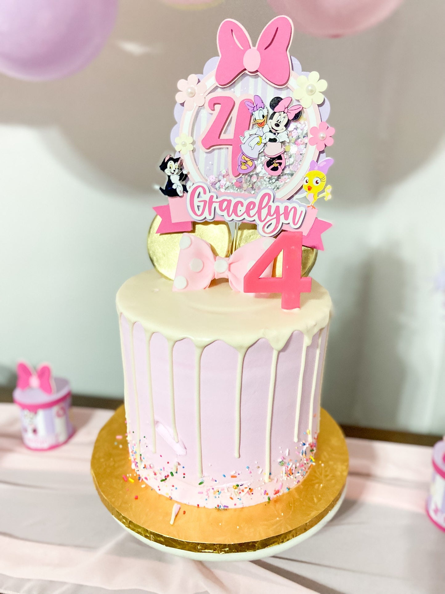 Minnie Mouse shaker topper | Minnie Mouse birthday | Daisy party | Minnie and daisy birthday | Cuckoo loca